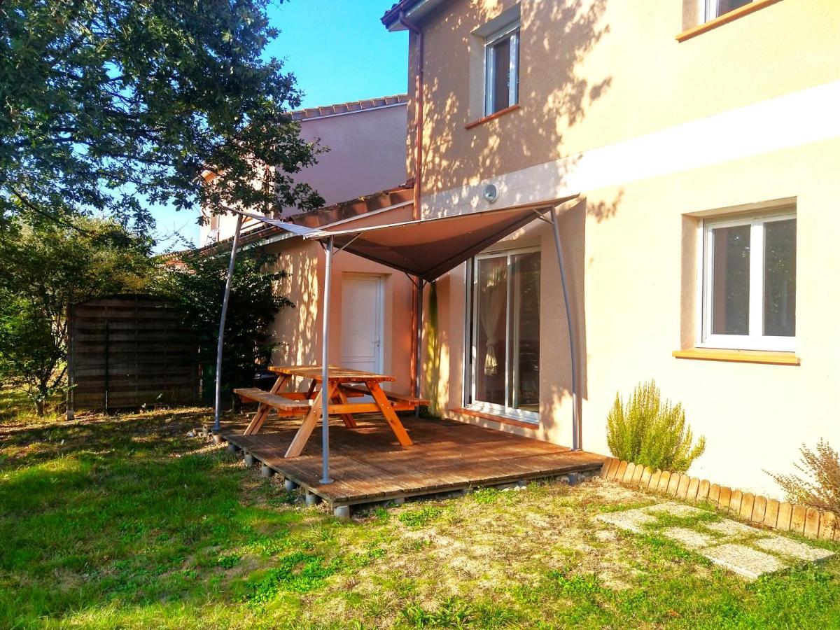 Le Clos Andree - Charmante Maison 8 Personnes - 5 Lits - Climatisation Reversible - Parking 3 Vehicules - Garage - Zone Nord Montauban - Terrasse Et Jardin Exterior foto